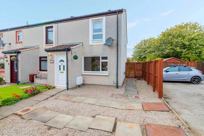 2 Bedroom End Of Terrace House For Sale In Loirston Crescent, Cove Bay, Aberdeen, AB12