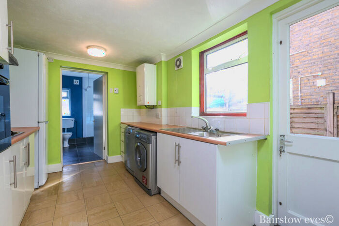 3 Bedroom House To Rent In Wigston Road, Plaistow, E13