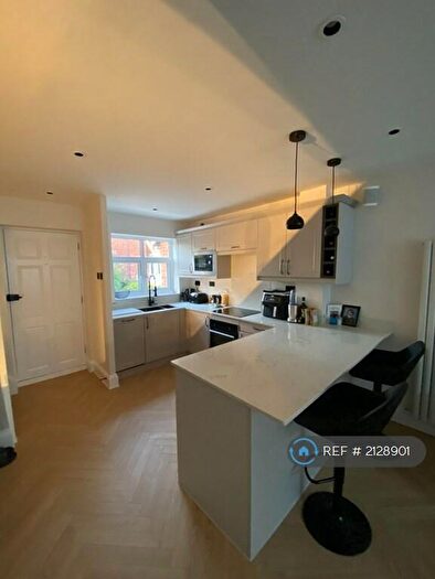 2 Bedroom Terraced House To Rent In Robertson Close, Broxbourne, EN10