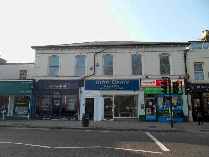 1 Bedroom Flat To Rent In High Road, Woodford Green, IG8