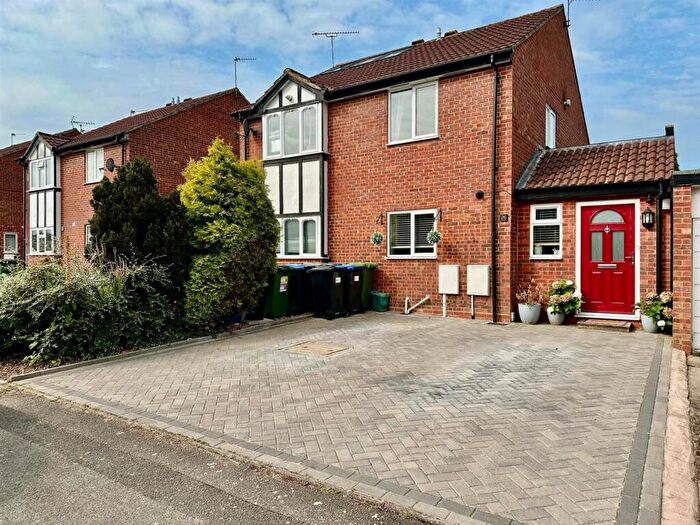 2 Bedroom Semi-Detached House For Sale In Unexpectedly Back On The Market - Marlborough Drive, Sydenham, CV31