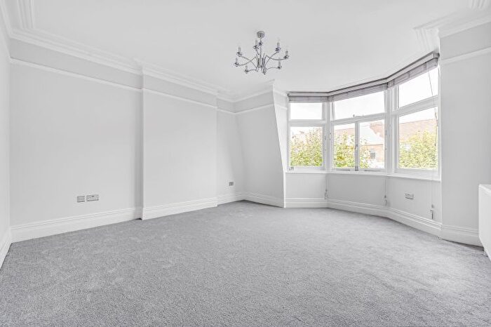 3 Bedroom Flat To Rent In Lauderdale Road, London, W9