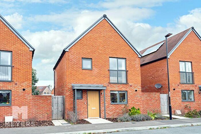 3 Bedroom Detached House For Sale In Victory Way | St Leonards |, BH24