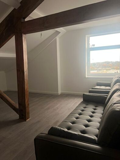 2 Bedroom Flat To Rent In Market Place, Huddersfield, HD1