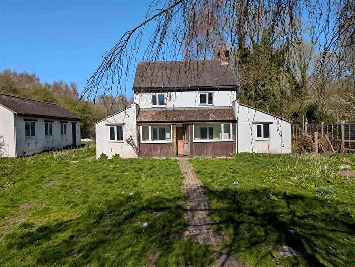 3 Bedroom Cottage For Sale In Ivy Cottage, Bodymoor Heath, Sutton Coldfield, West Midlands, B76