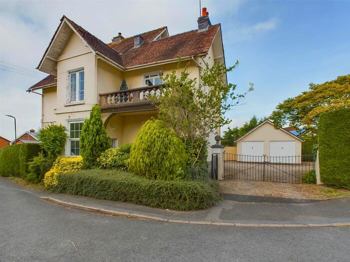 5 Bedroom Detached House For Sale In Stone Drive, Colwall, Malvern, WR13