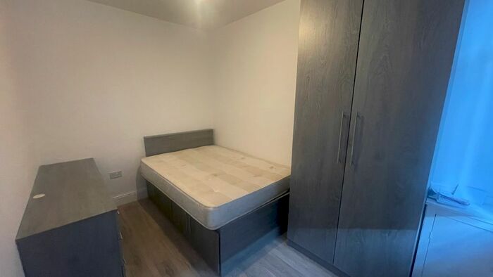 3 Bedroom Semi-Detached House To Rent In Thorn Grove, Fallowfield, Manchester, M14