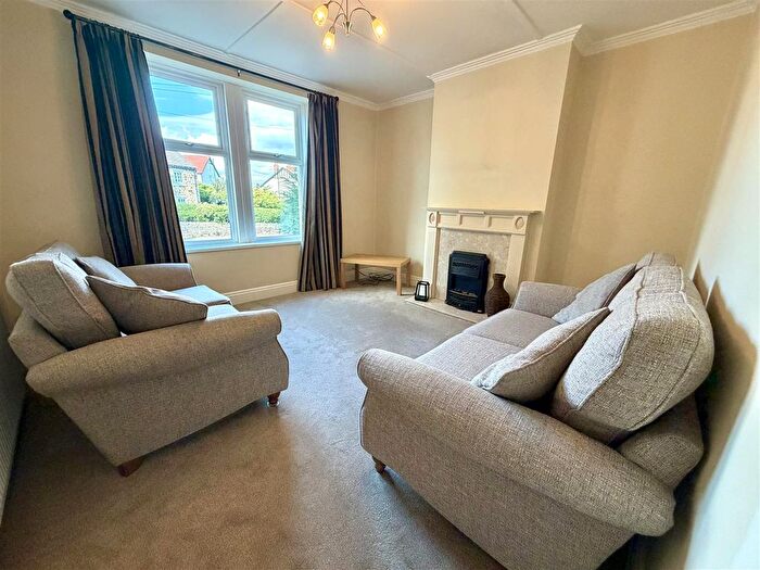 3 Bedroom Terraced House To Rent In Causeway Head Road, Sheffield, S17