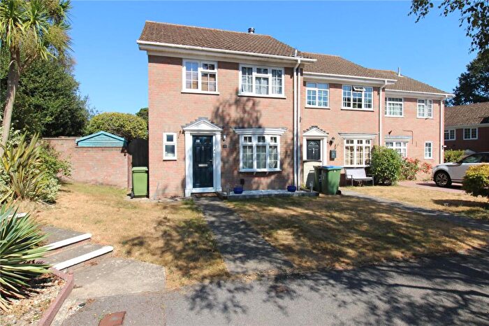 3 Bedroom End Of Terrace House For Sale In Templemere, Fareham, Hampshire, PO14