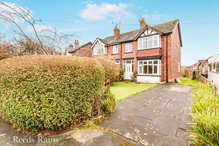 3 Bedroom Semi-Detached House For Sale In Boundary Lane, Congleton, Cheshire, CW12