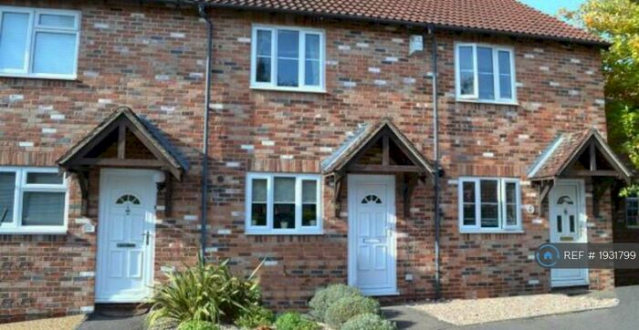 2 Bedroom Terraced House To Rent In Nideggen Close, Thatcham, RG19