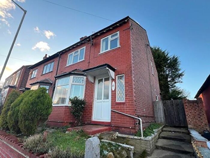 3 Bedroom End Of Terrace House For Sale In Bean Leach Road, SK7