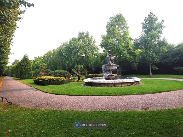 2 Bedroom Flat To Rent In Regents Park, London, NW1