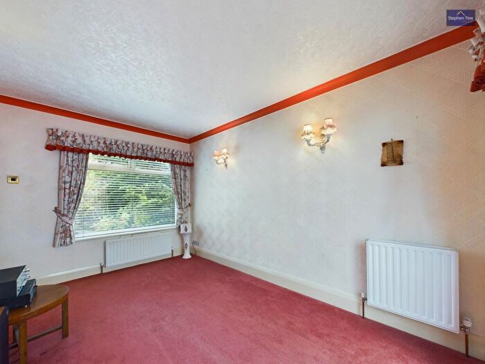 2 Bedroom Detached Bungalow For Sale In Grange Gardens, Poulton-Le-Fylde, FY6