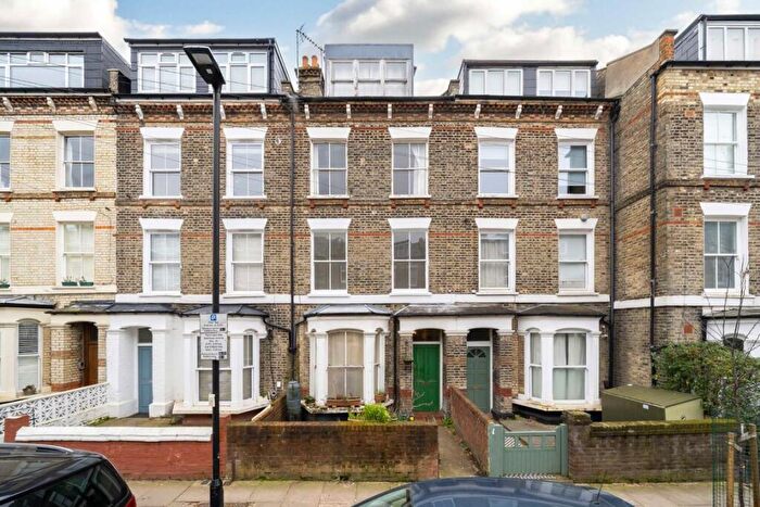 1 Bedroom Flat To Rent In Moray Road, London, N4