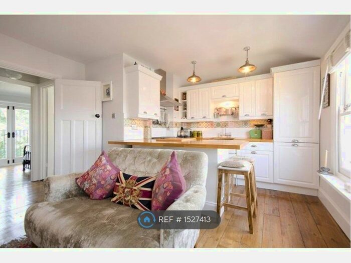 1 Bedroom Flat To Rent In Greenwood Road, London, E8