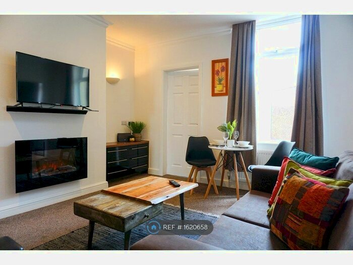 2 Bedroom Flat To Rent In Ferry Road, Barrow-In-Furness, LA14