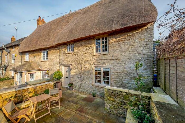 2 Bedroom House For Sale In Above The Well Cottage, The Hill, Souldern, Bicester, Oxfordshire, OX27