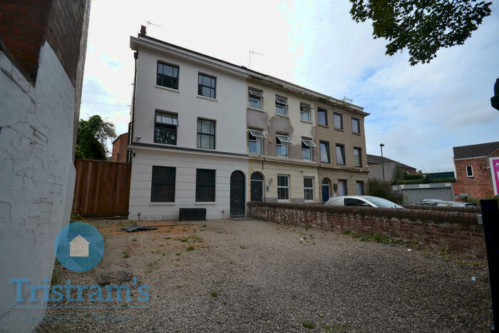 5 Bedroom End Of Terrace House To Rent In Alfreton Road, Nottingham, NG7