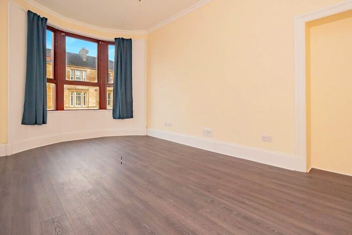 2 Bedroom Flat To Rent In Paisley Road West, Cessnock, Glasgow, G51