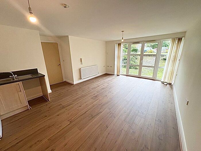 2 Bedroom Apartment To Rent In Devonshire Road, Manchester, M30
