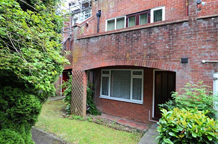 1 Bedroom Flat To Rent In Ambleside Walk, Uxbridge, UB8