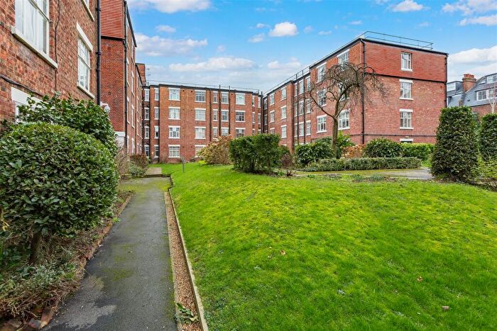 1 Bedroom Flat For Sale In Belsize Grove, Belsize Park, NW3