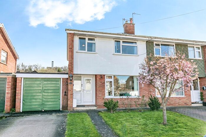 3 Bedroom Semi Detached House For Sale In Applegate, Bristol, BS10