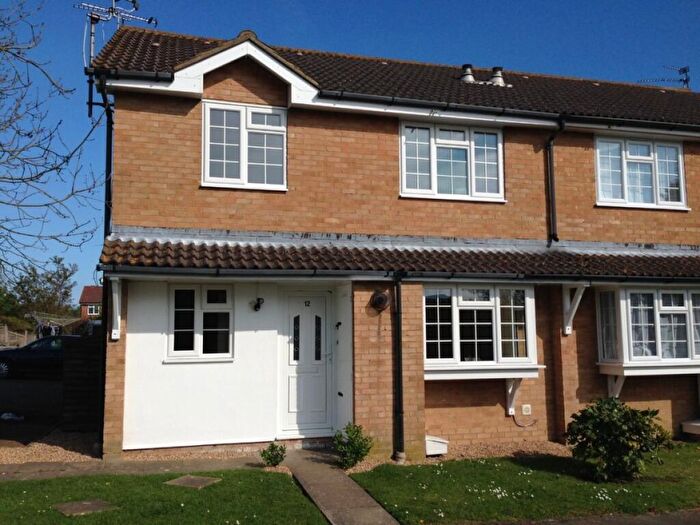 2 Bedroom End Of Terrace House To Rent In Heron Ridge, Polegate, BN26