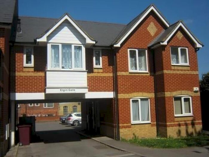 1 Bedroom Flat To Rent In Elgin Gate, Goldsmid Road, Reading, RG1