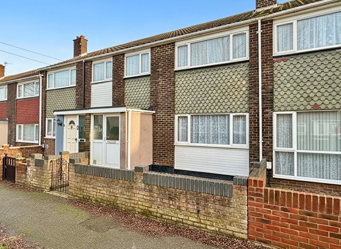 3 Bedroom Terraced House For Sale In Long Drive, Gosport, PO13
