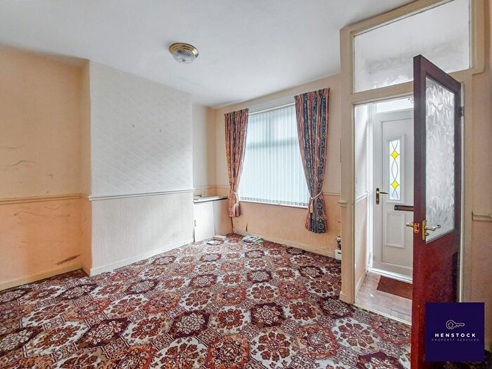 2 Bedroom Terraced House For Sale In Hertford Road, Manchester, M9