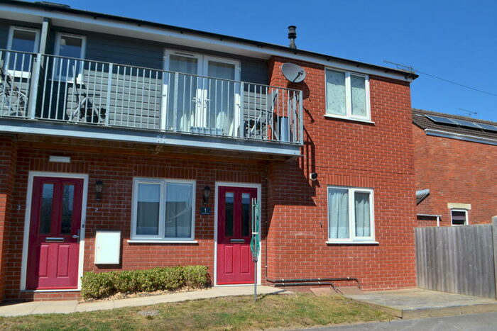1 Bedroom Ground Flat To Rent In Eastern Yeovil, Somerset, BA21