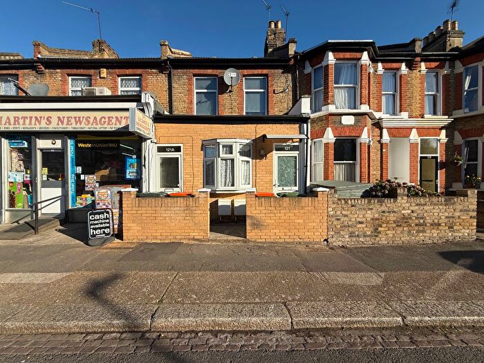 1 Bedroom Flat To Rent In Godwin Road, Forest Gate, E7