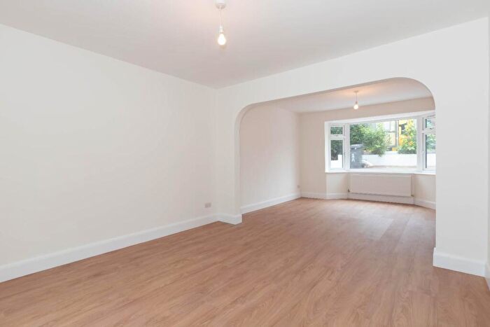 5 Bedroom House For Sale In Warren Way, Brighton, BN2
