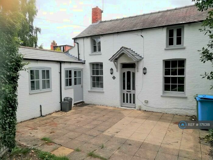 2 Bedroom Semi-Detached House To Rent In Queen Street, Retford, DN22