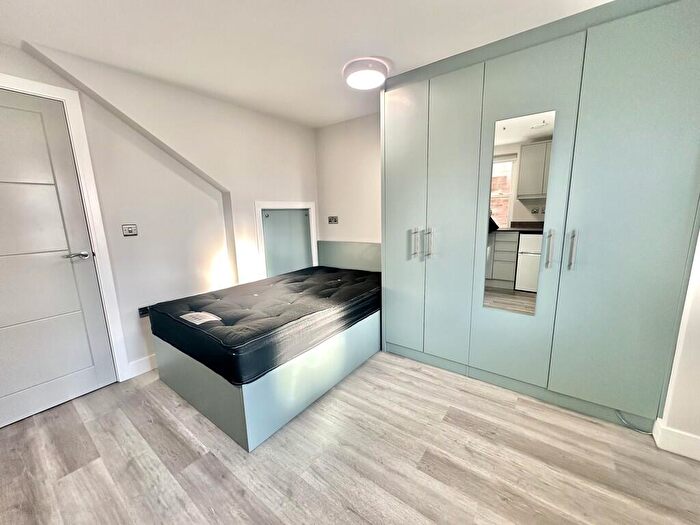 Studio To Rent In Warwick Road, Kenilworth, CV8