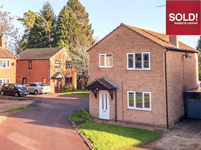 3 Bedroom Detached House For Sale In Hereford Close, Desborough, Kettering, NN14