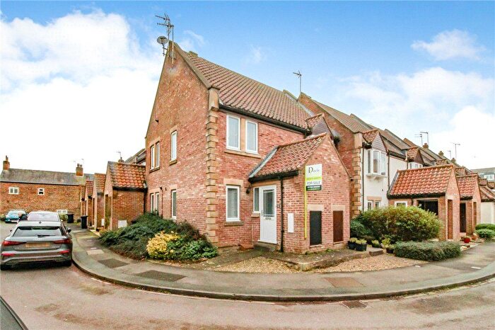 2 Bedroom Flat For Sale In Williamson Drive, Ripon, North Yorkshire, HG4