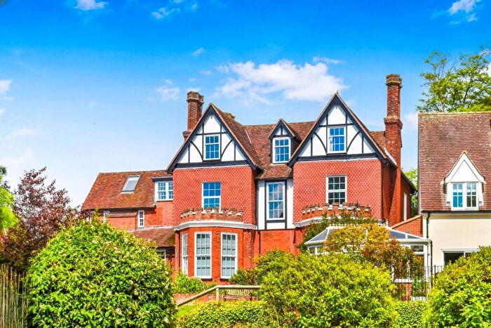 2 Bedroom Apartment For Sale In Vicarage Road, Finchingfield, Essex, CM7