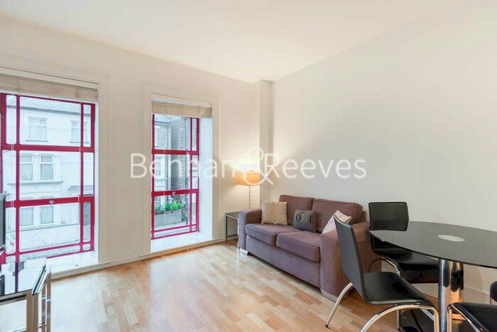 1 Bedroom Flat To Rent In Highbury Stadium Square, Highbury, N5