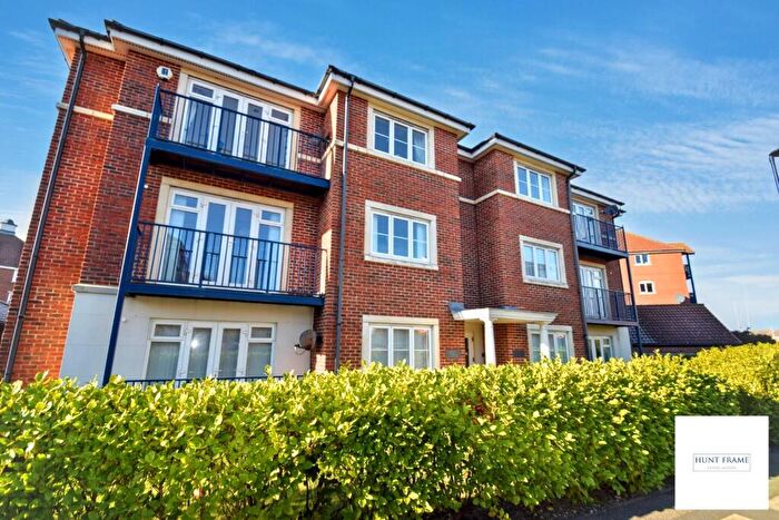 2 Bedroom Flat For Sale In Santa Cruz Drive, Eastbourne, BN23