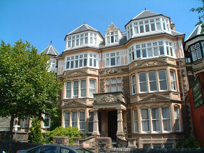 1 Bedroom Flat To Rent In Plymouth Road, Penarth, CF64