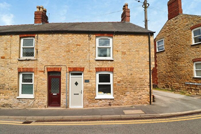 2 Bedroom Cottage For Sale In Main Road, Washingborough, LN4