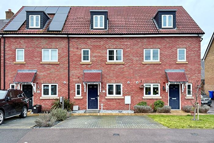 4 Bedroom Town House For Sale In Mace Road, Mildenhall, Bury St. Edmunds, IP28