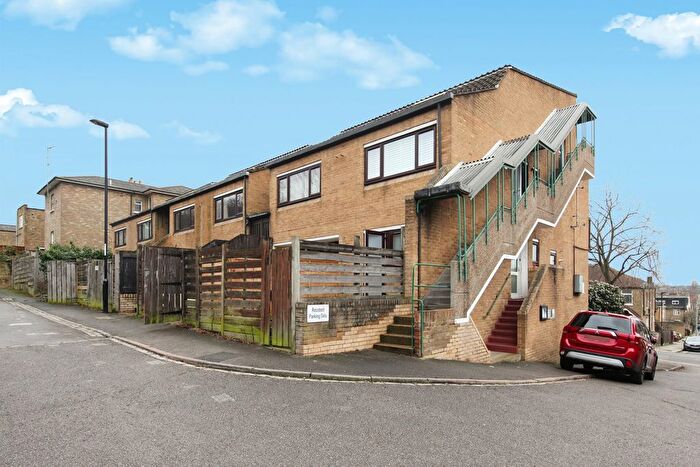 1 Bedroom Flat To Rent In Park Rise, London, SE23