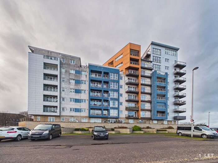 2 Bedroom Flat To Rent In Heron Place, Granton, Edinburgh, EH5