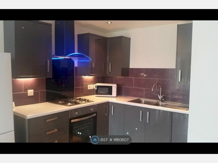 1 Bedroom Flat To Rent In Ashley House, Bristol, BS2