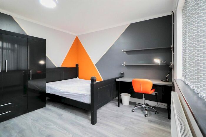 7 Bedroom Terraced House To Rent In Charter Avenue, Coventry, CV4