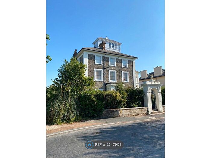 2 Bedroom Flat To Rent In Spencer Road, Ryde, PO33